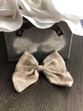 Large Linen Bow on Clip